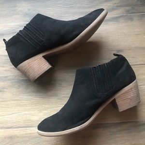 Melrose and Market black boots